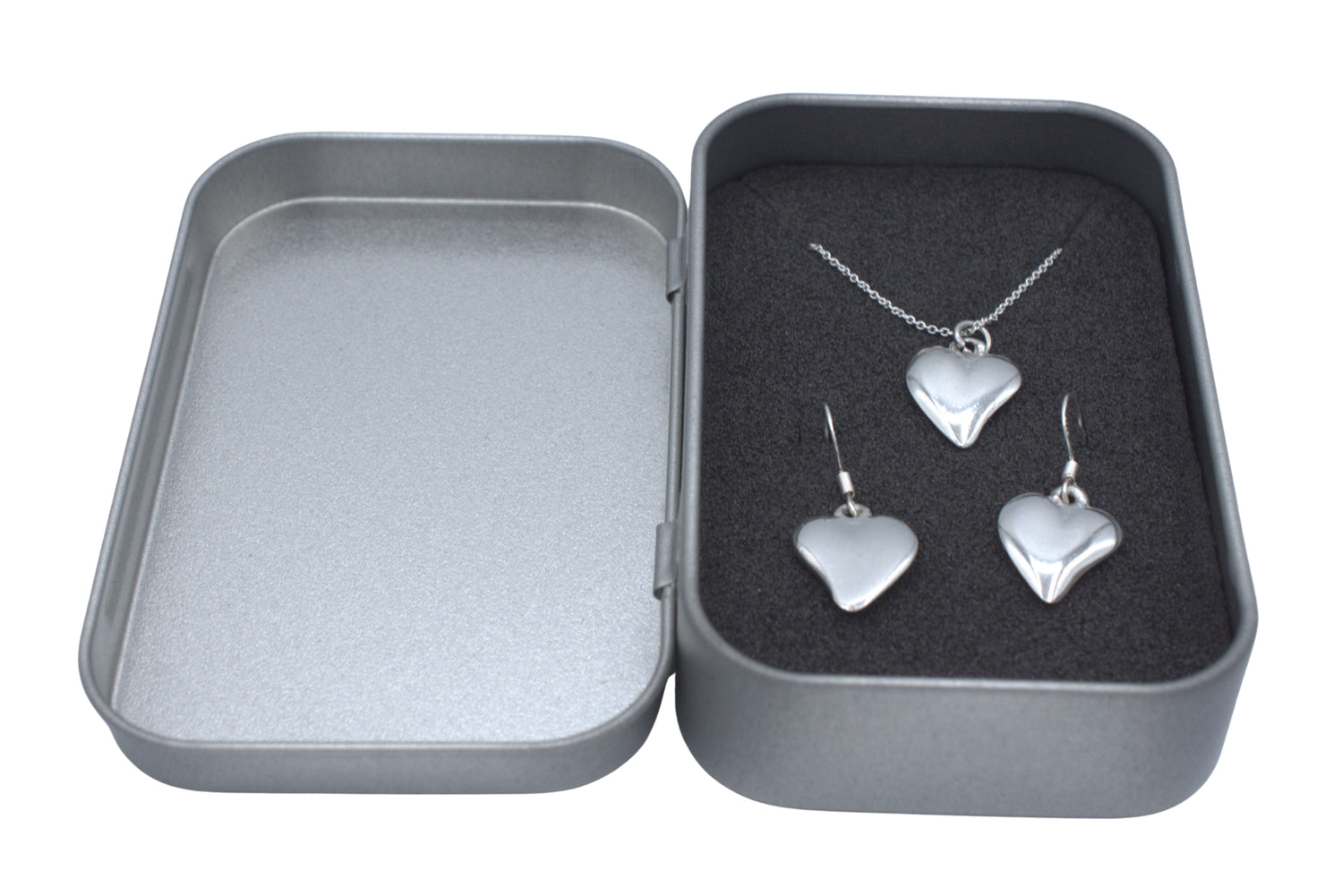 Tin Off Shape Heart Matching Set